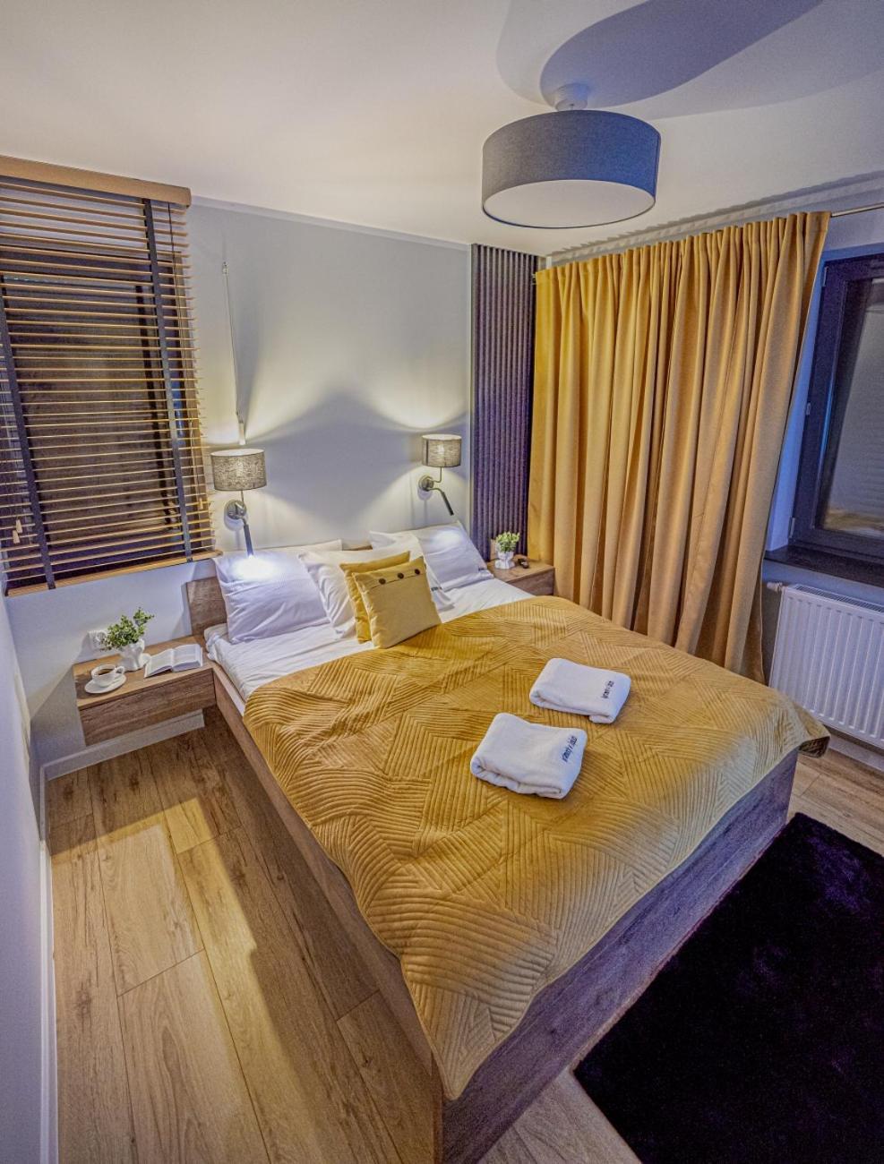 Apartament W Cieplicach Platinium Еленя-Гура Экстерьер фото