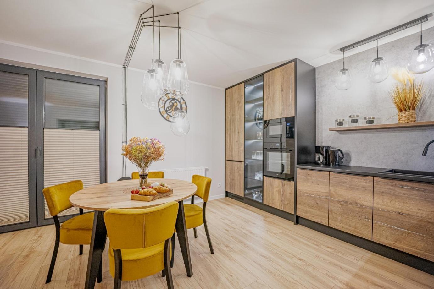 Apartament W Cieplicach Platinium Еленя-Гура Экстерьер фото